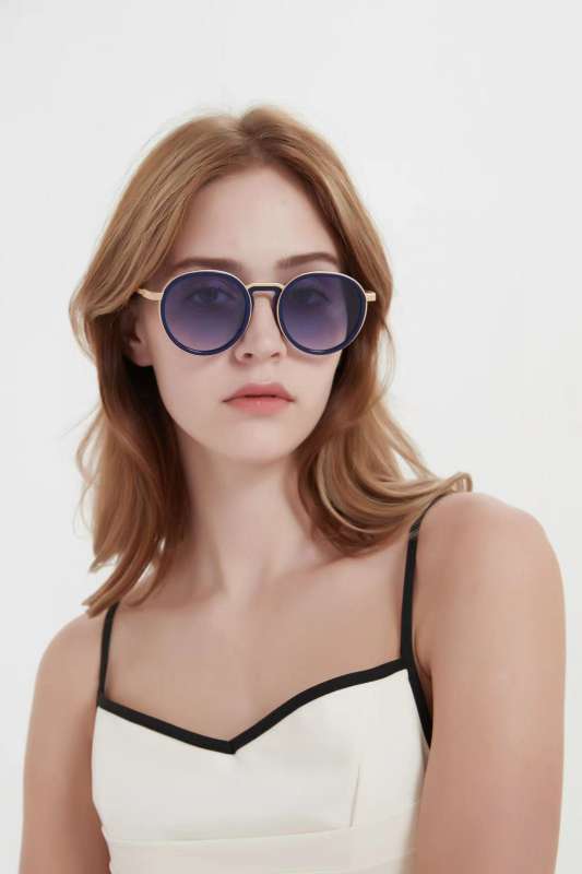 Picture of Hublot Sunglasses _SKUfw52140026fw